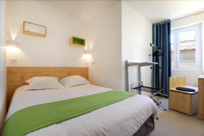 Imagen de la habitación del Hotel Hermès, Marsella. Foto 4