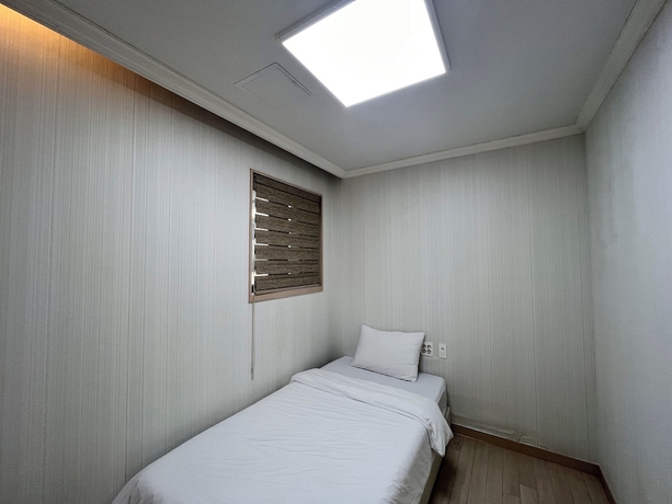 Imagen de la habitación del Hotel Hermen House in Jeju. Foto 13