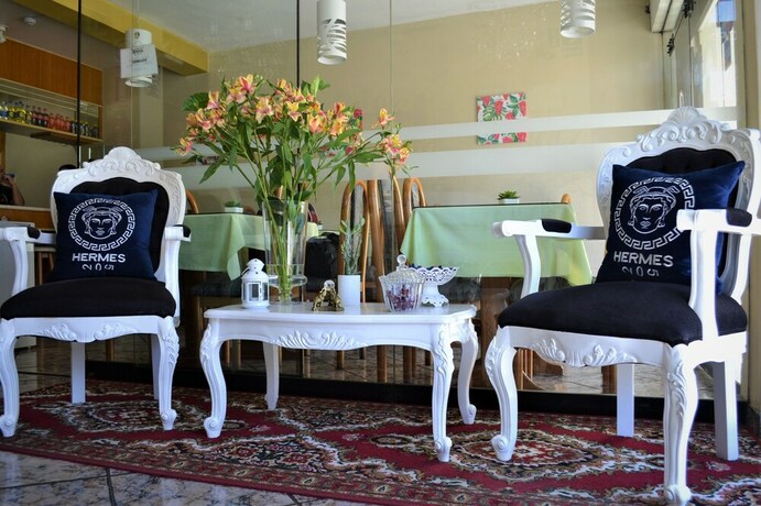 Imagen de los interiores del Hotel Hermes 205. Foto 16