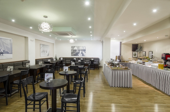 Imagen del bar/restaurante del Hotel Hermes, Atenas. Foto 2