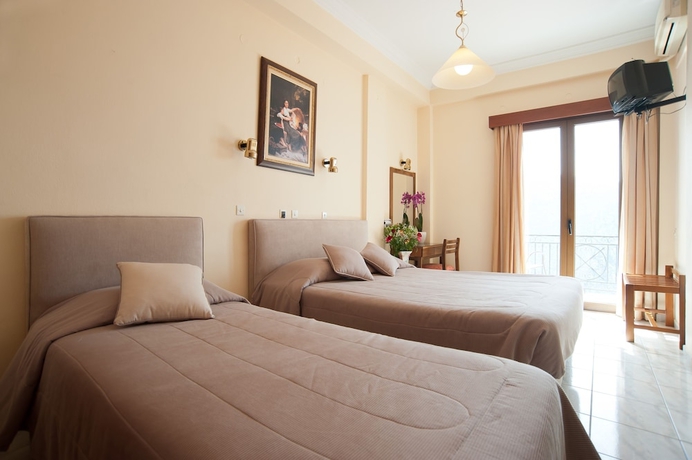 Imagen de la habitación del Hotel Hermes Delphi. Foto 3