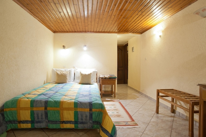 Imagen de la habitación del Hotel Hermes Delphi. Foto 11