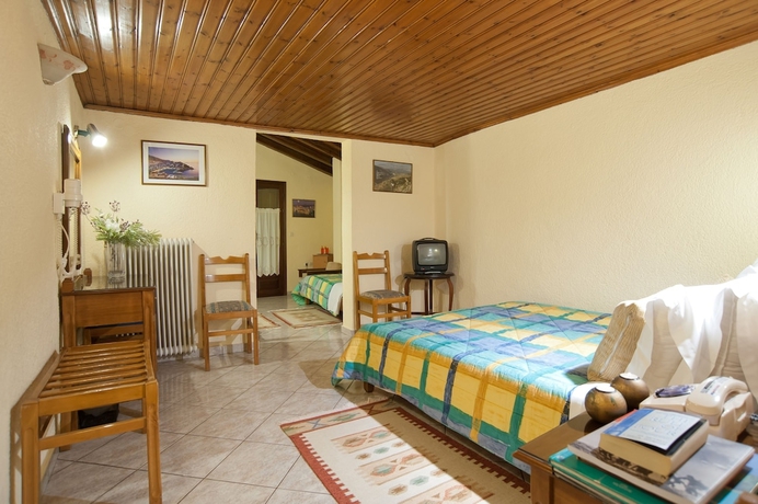 Imagen de la habitación del Hotel Hermes Delphi. Foto 12