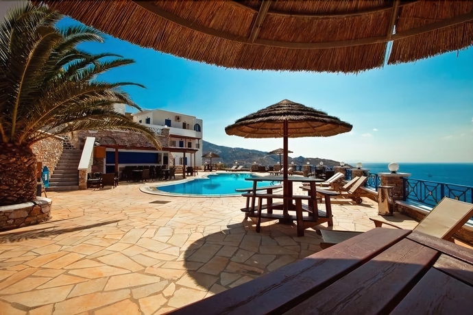 Imagen de los exteriores del Hotel Hermes, Ios. Foto 9