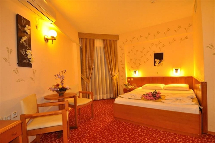 Imagen de la habitación del Hotel Hermes Marmaris. Foto 6