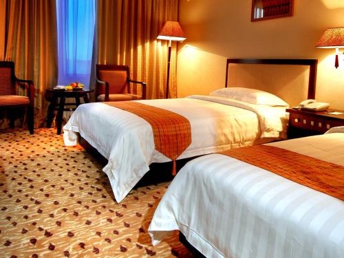 Imagen de la habitación del Hotel Hermes Palace Banda Aceh. Foto 6