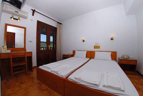Imagen de la habitación del Hotel Hermes, Panagia. Foto 3