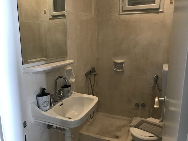 Imagen de la habitación del Hotel Hermes, Paros Ciudad. Foto 10