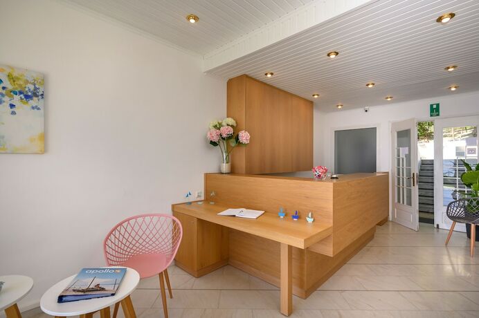 Imagen general del Hotel Hermes Sea View. Foto 9