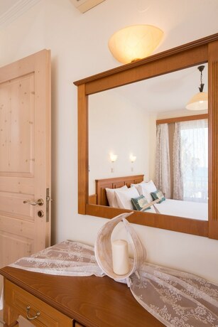 Imagen general del Hotel Hermes Sea View. Foto 11