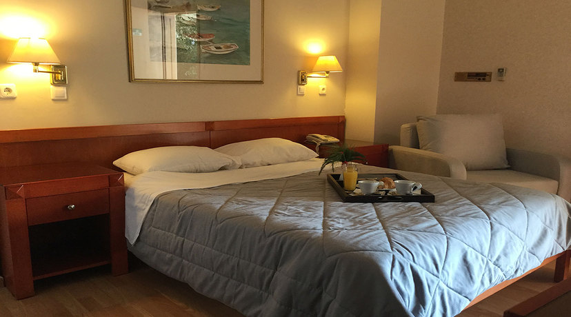 Imagen general del Hotel Hermes, Siros. Foto 3