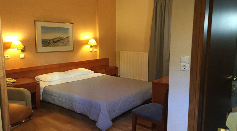 Imagen general del Hotel Hermes, Siros. Foto 4