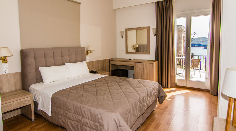 Imagen general del Hotel Hermes, Siros. Foto 7