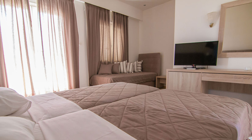 Imagen general del Hotel Hermes, Siros. Foto 9