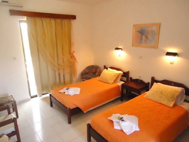 Imagen de la habitación del Hotel Hermes Studios. Foto 18