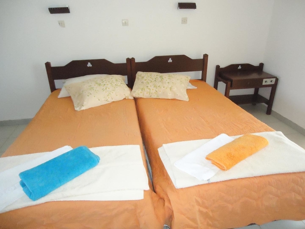 Imagen de la habitación del Hotel Hermes Studios. Foto 19