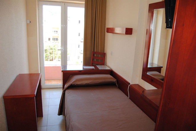 Imagen de la habitación del Hotel Hermes, Tossa de Mar. Foto 4