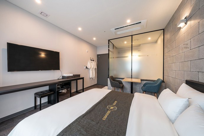 Imagen de la habitación del Hotel Hermes Yongin. Foto 6