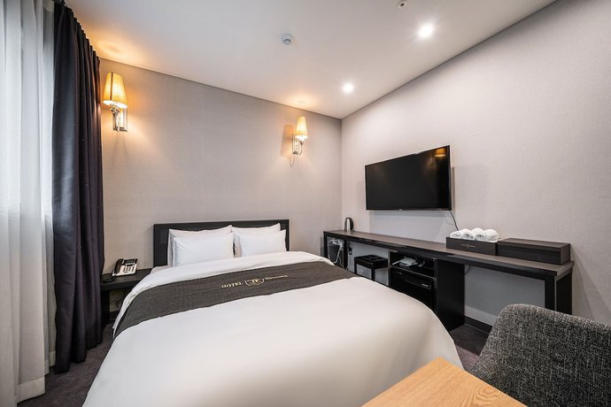 Imagen de la habitación del Hotel Hermes Yongin. Foto 16