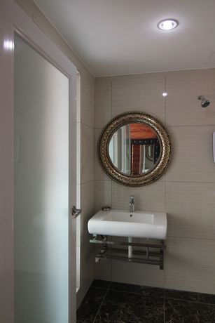 Imagen de la habitación del Hotel Hermess. Foto 9