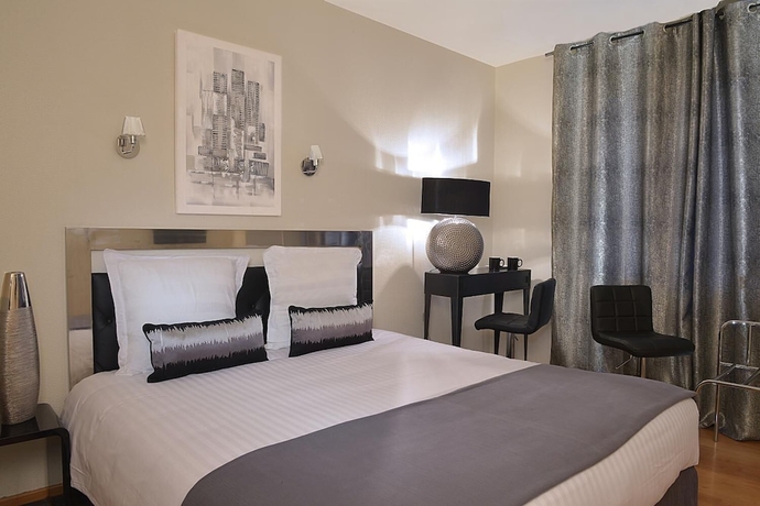 Imagen de la habitación del Hotel Hermitage, Buzan&ccedil;ais. Foto 12