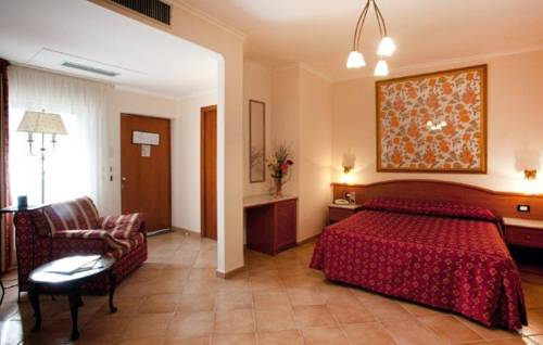 Imagen de la habitación del Hotel Hermitage Capua. Foto 10