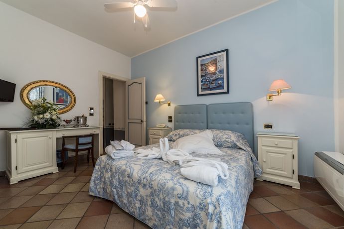 Imagen de la habitación del Hotel Hermitage, Castellabate. Foto 8