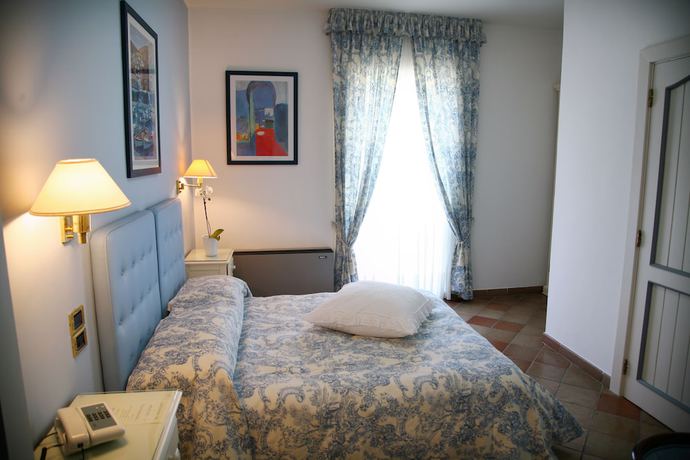 Imagen de la habitación del Hotel Hermitage, Castellabate. Foto 12