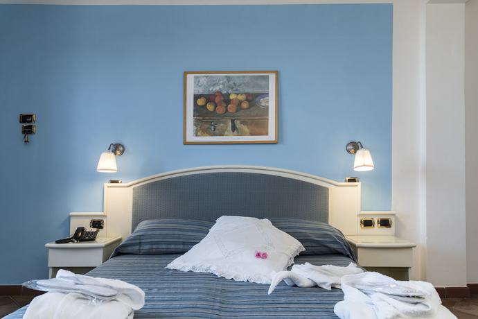 Imagen de la habitación del Hotel Hermitage, Castellabate. Foto 17
