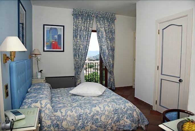 Imagen de la habitación del Hotel Hermitage, Castellabate. Foto 18