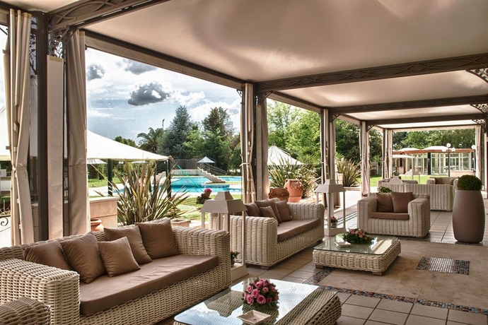 Imagen de los exteriores del Hotel Hermitage, Galatina. Foto 10