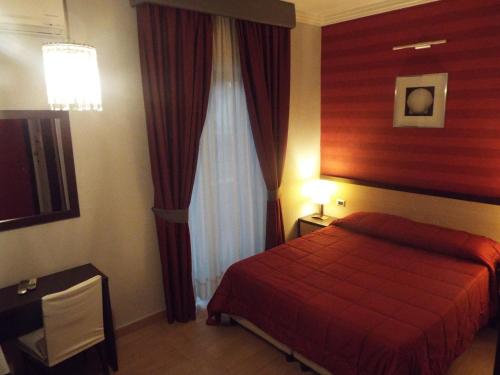 Imagen de la habitación del Hotel Hermitage, Giugliano in Campania . Foto 4
