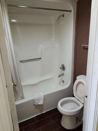 Imagen de la habitación del Hotel Hermitage Inn. Foto 10