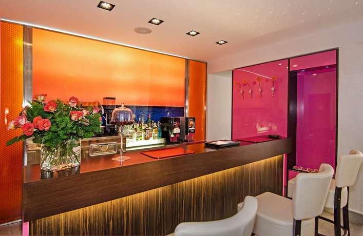 Imagen general del Hotel Hermitage, Marina di Massa. Foto 6