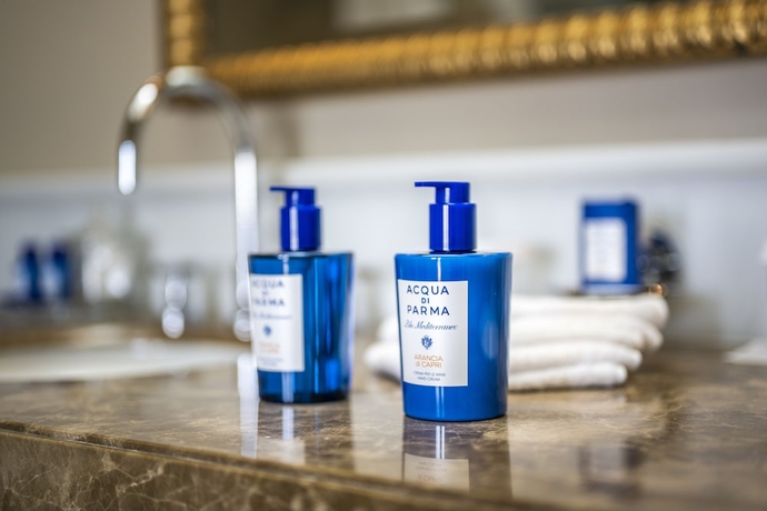 Imagen de la habitación del Hotel Hermitage Monte-Carlo. Foto 9