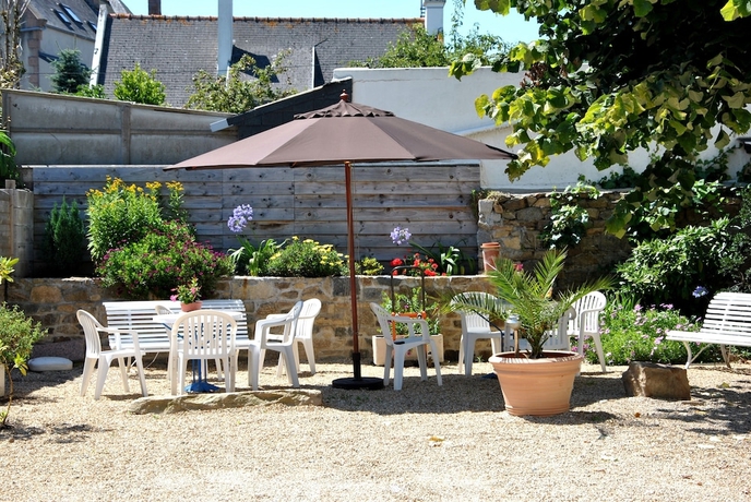 Imagen de los exteriores del Hotel Hermitage, PERROS GUIREC. Foto 16