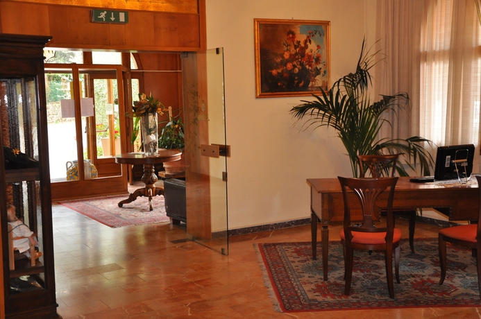 Imagen de los interiores del Hotel Hermitage, Poggio A Caiano. Foto 6