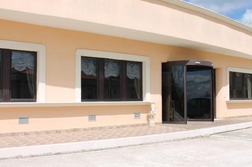 Imagen general del Hotel Hermitage, Polla. Foto 1