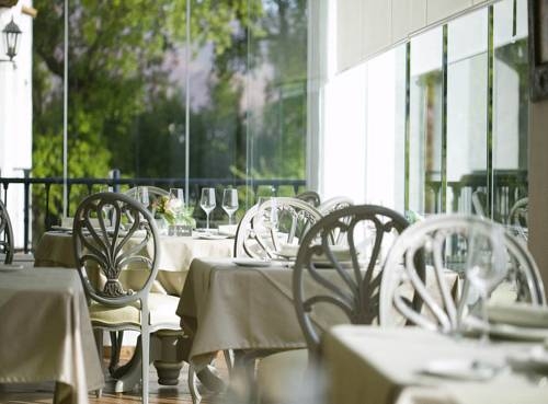 Imagen general del Hotel Hermitage de Casares. Foto 3