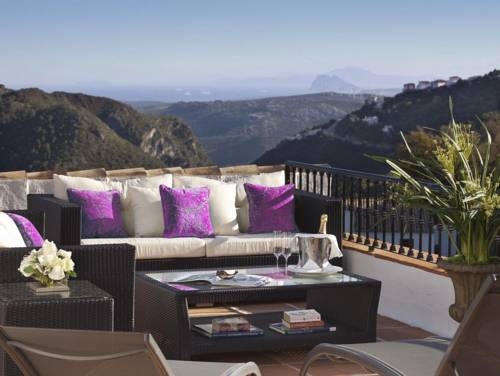 Imagen general del Hotel Hermitage de Casares. Foto 9