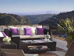 Imagen de los exteriores del Hotel Hermitage de Casares. Foto 20