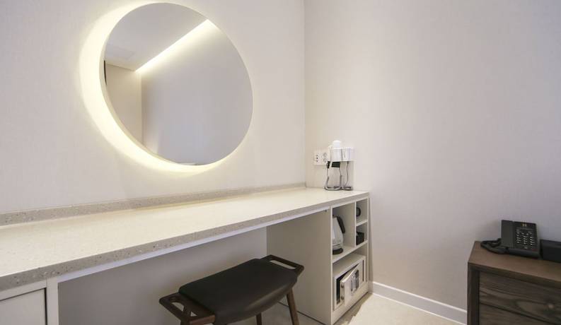 Imagen de la habitación del Hotel Hermon Gangseo. Foto 17