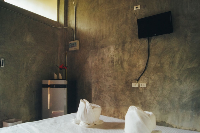 Imagen de la habitación del Hotel Hern Lhin Natural Resort. Foto 8