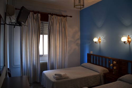 Imagen general del Hotel Hernán Cortés, Cáceres. Foto 8