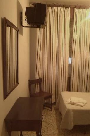 Imagen general del Hotel Hernán Cortés, Cáceres. Foto 5