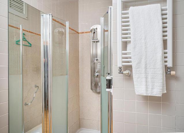 Imagen de la habitación del Hotel Hern&aacute;n Cort&eacute;s. Foto 15