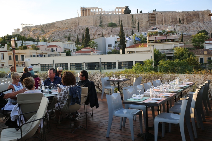 Imagen del bar/restaurante del Hotel Herodion Athens. Foto 3