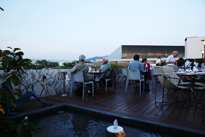Imagen del bar/restaurante del Hotel Herodion Athens. Foto 5