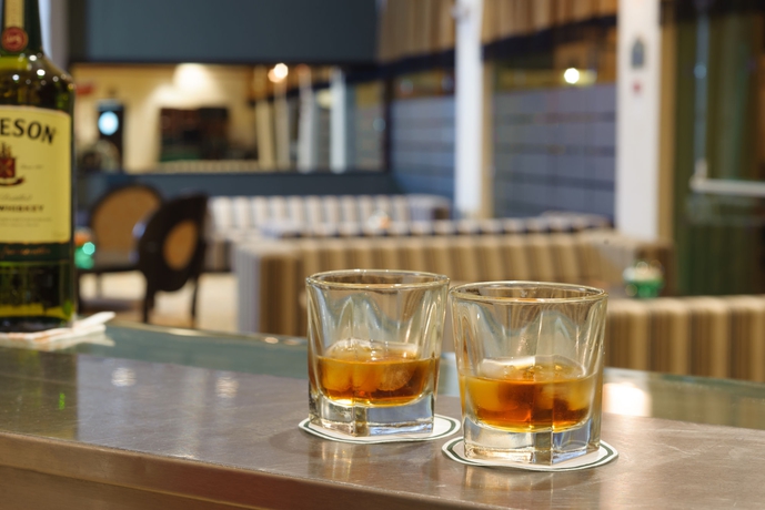 Imagen del bar/restaurante del Hotel Herods Boutique Eilat a Premium collection by Fattal Hotels. Foto 4