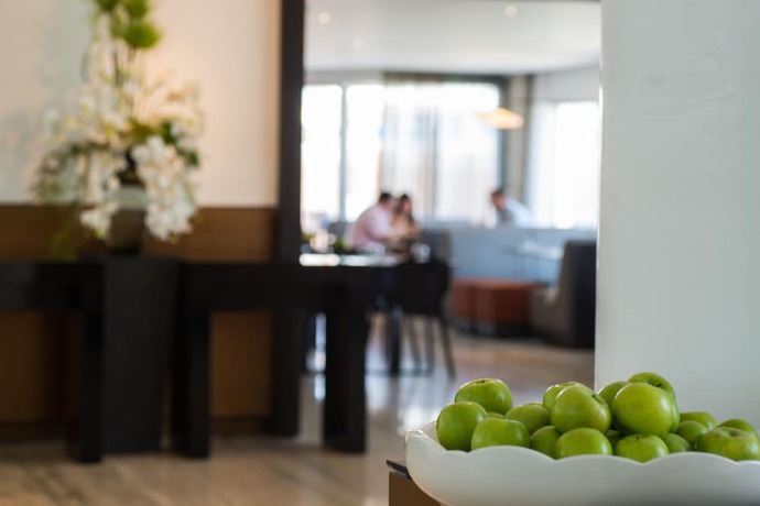 Imagen de los interiores del Hotel Herods Herzliya. Foto 12